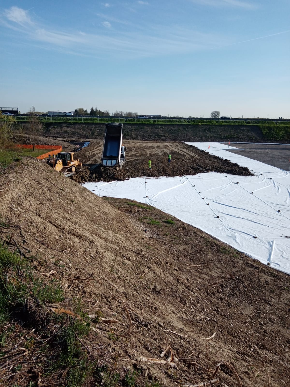 Strato di separazione e filtrazione mediante geotessile nontessuto nella realizzazione di una strada, San Cesario sul Panaro (MO)